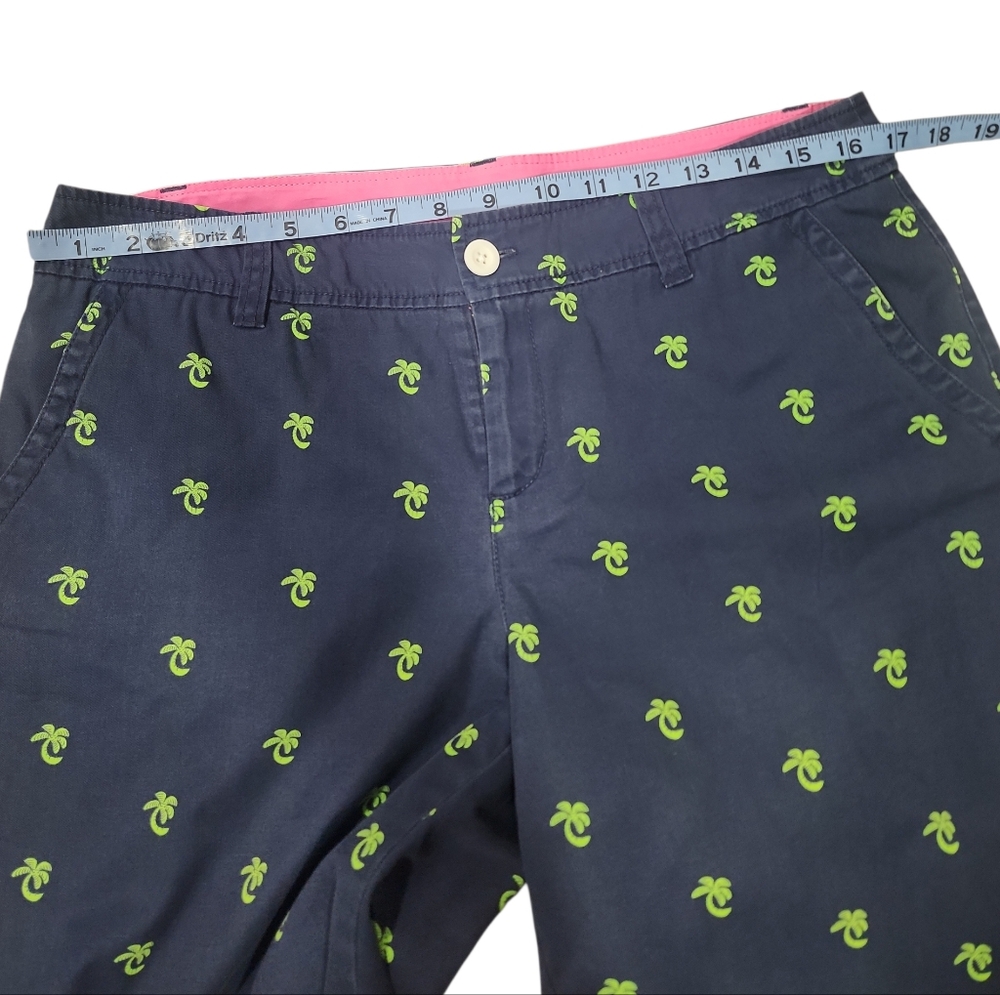 Lilly Pulitzer Palm Beach Fit Chino/ Bermuda Navy Blue Shorts. 10 - Picture 4 of 12